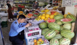 青岛探店网红吃瓜,瓜果飘香，美食地图大揭秘